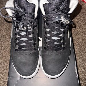Nike Men's Black and Gray Sneakers
